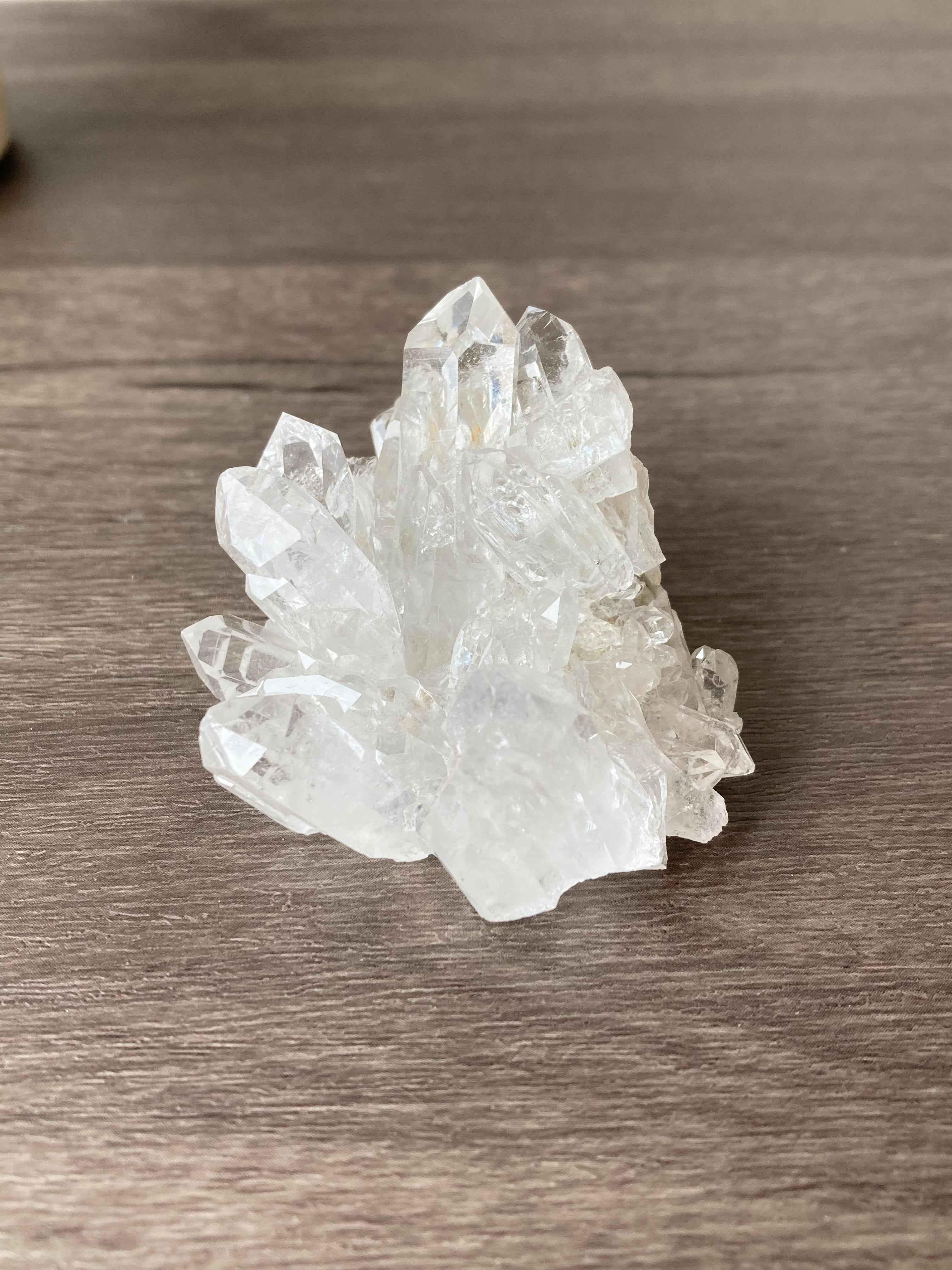 ゼッカ•デ•ソウザ産 水晶クラスター 天然石 虹入り セルフヒールド 高