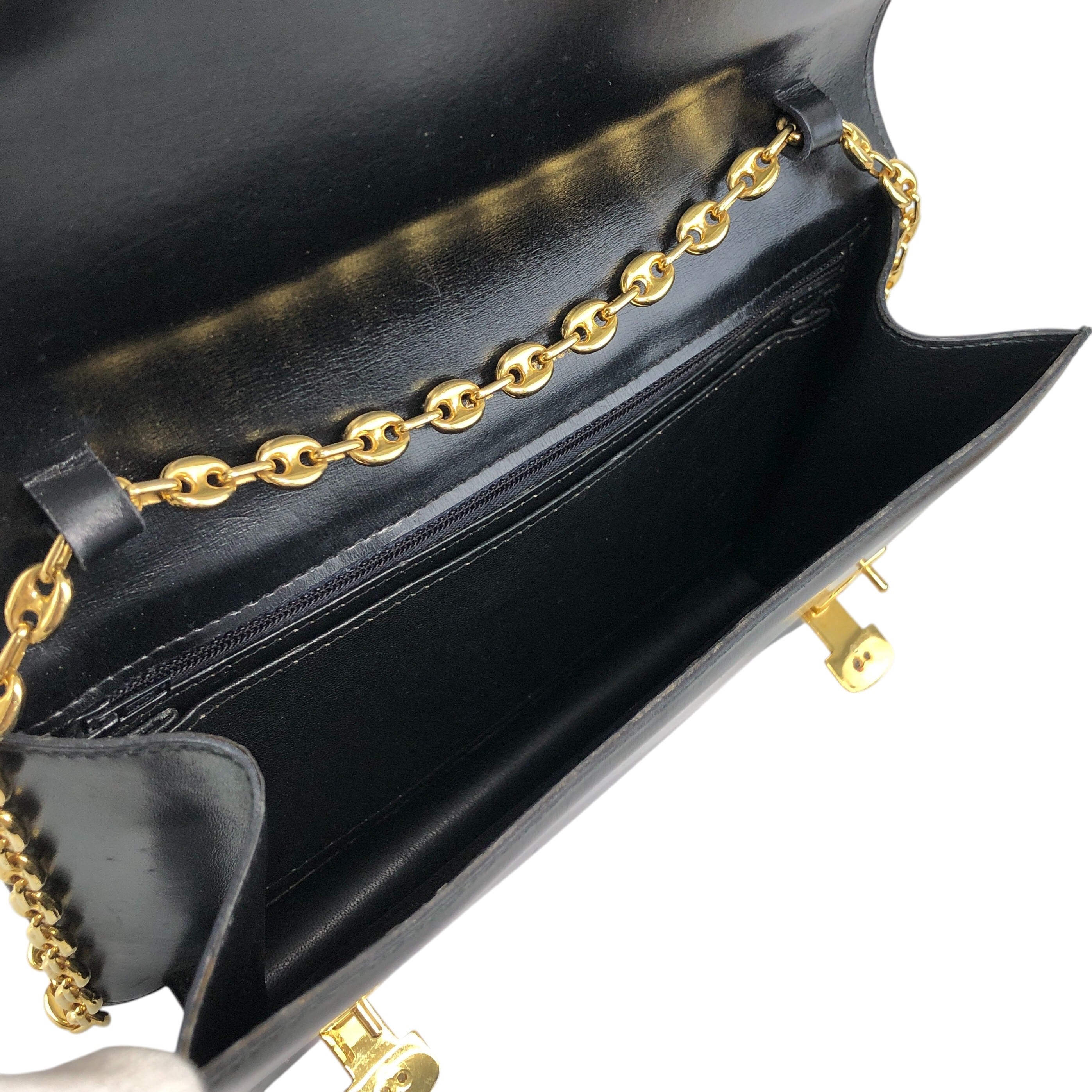 CELINE セリーヌ ショルダーバッグ ブラック トリオンフ レザー
