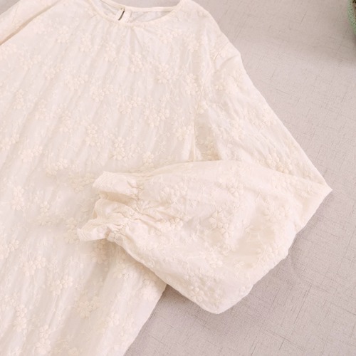 2色/裾切り替え刺繍ギャザーワンピ ・12154