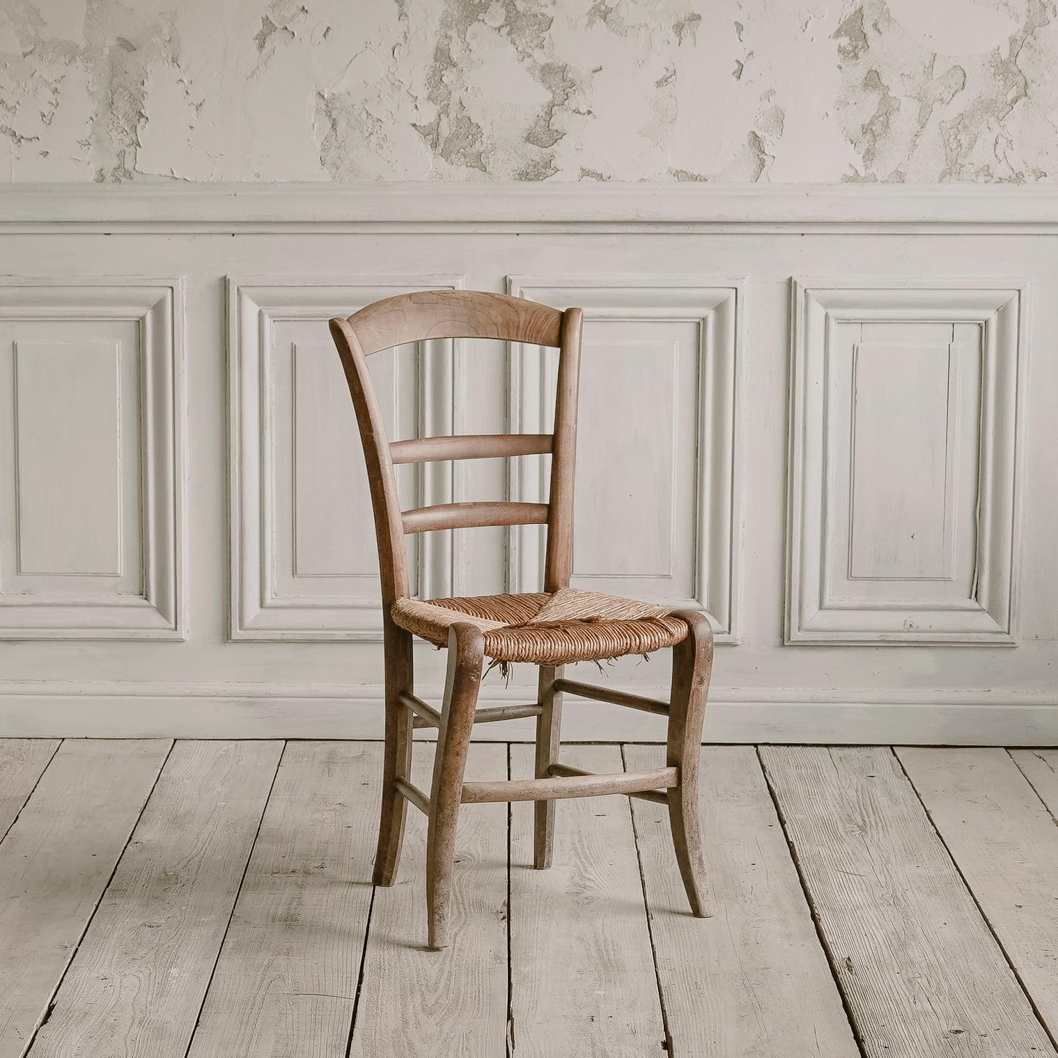 チェア/空間装飾/アンティーク/椅子/ラッシュシート/イス/ディスプレイ