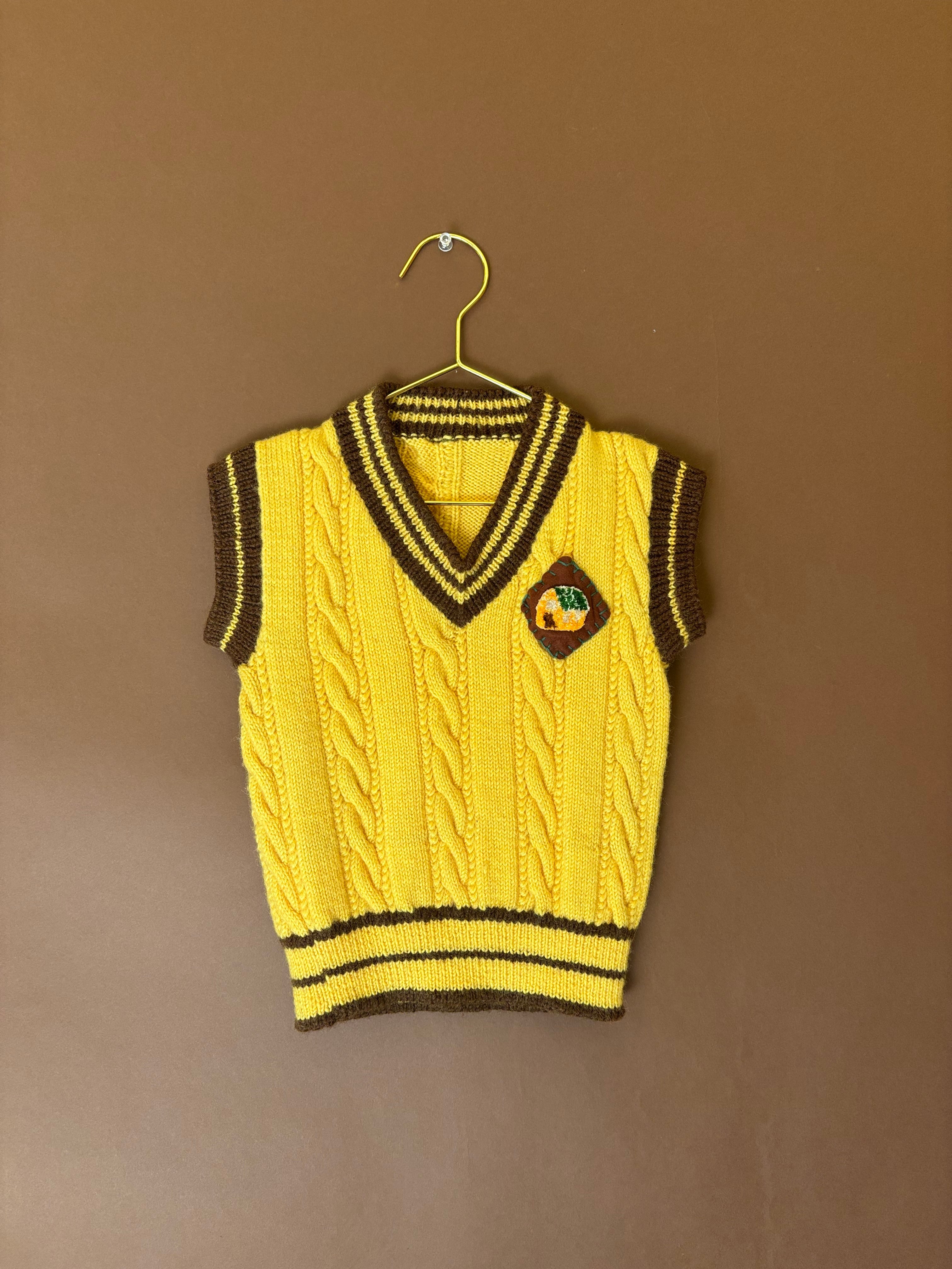 【KIDS vintage】61acorns remake knit vest . about3-5y