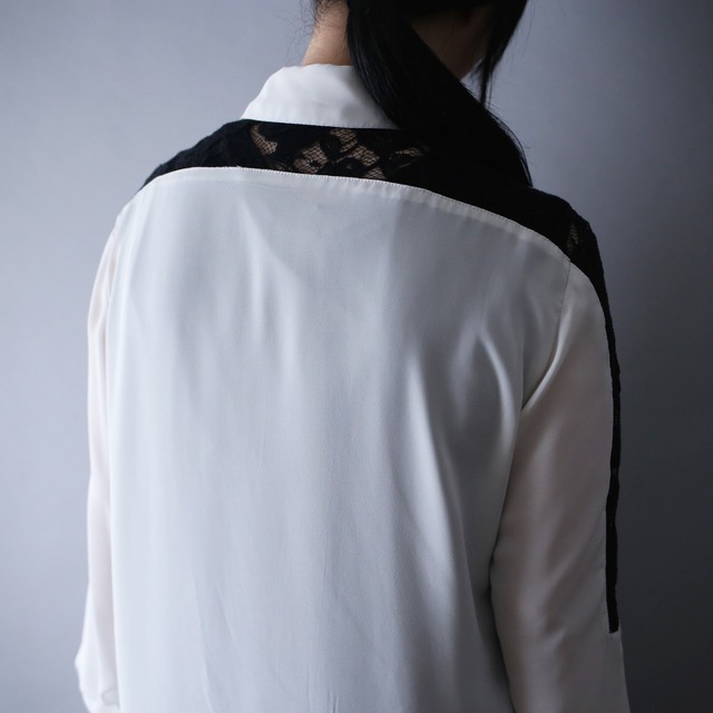 switching lace design loose silhouette shirt
