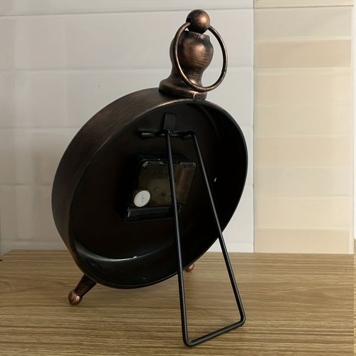 置き時計 白い時計 黒い時計 茶色の時計 ビンテージ ウェスタン テーブルクロック レトロなノンティッキングテーブル デスクアラームクロック バッテリー駆動 寝室リビングルーム屋内装飾用 ホームテーブルデコレーション クリスマス プレゼント ギフト