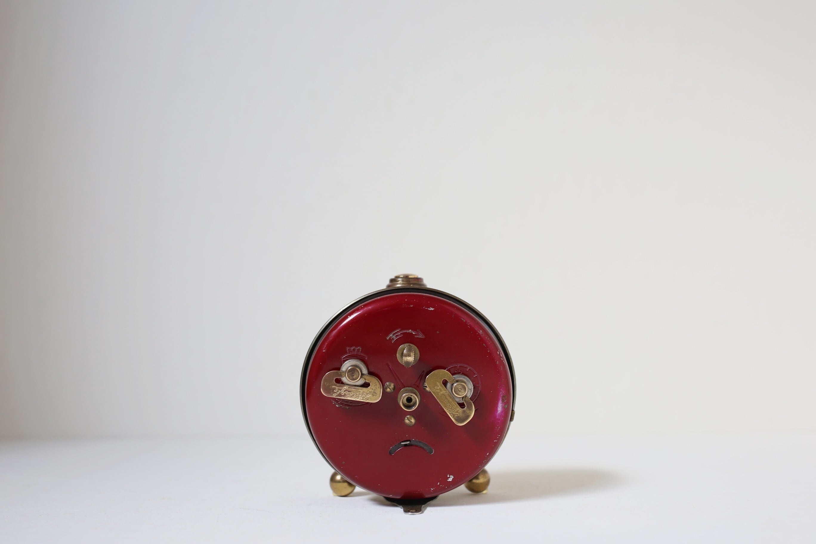 ドイツ　ヴィンテージ置き時計　kienzleのレトロな目覚まし時計 ドイツ ヴィンテージ置き時計 kienzleのレトロな目覚まし時計 ドイツ