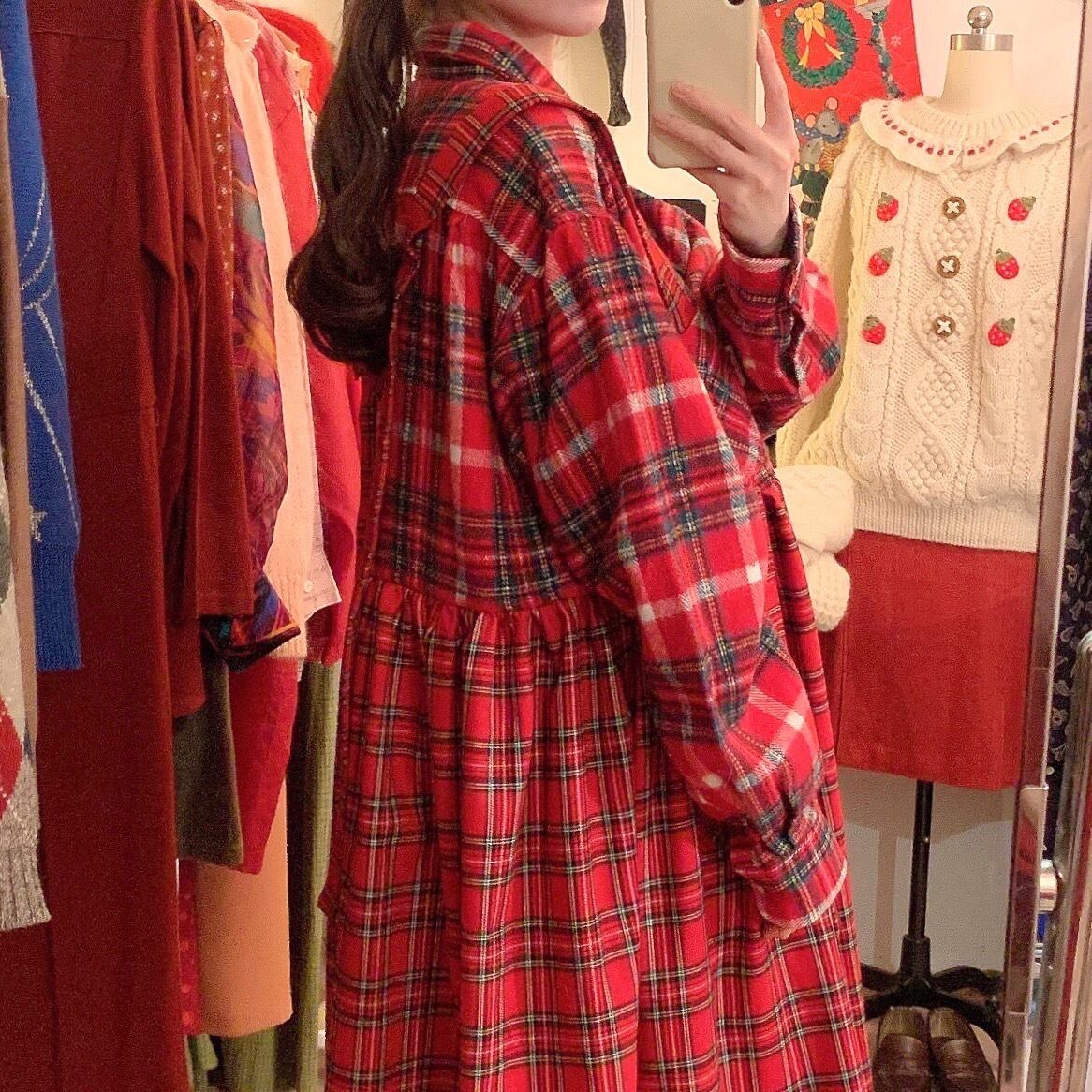 remake : gift box ribbon one-piece / red