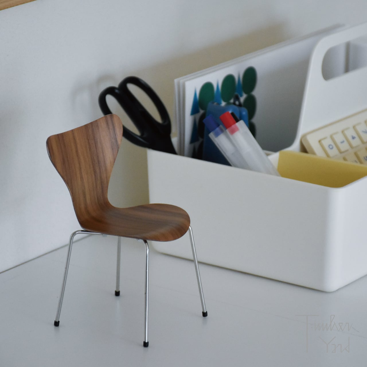 MINIATURE SERIES 7™ / walnut / ミニチュア セブンチェア / FRITZ