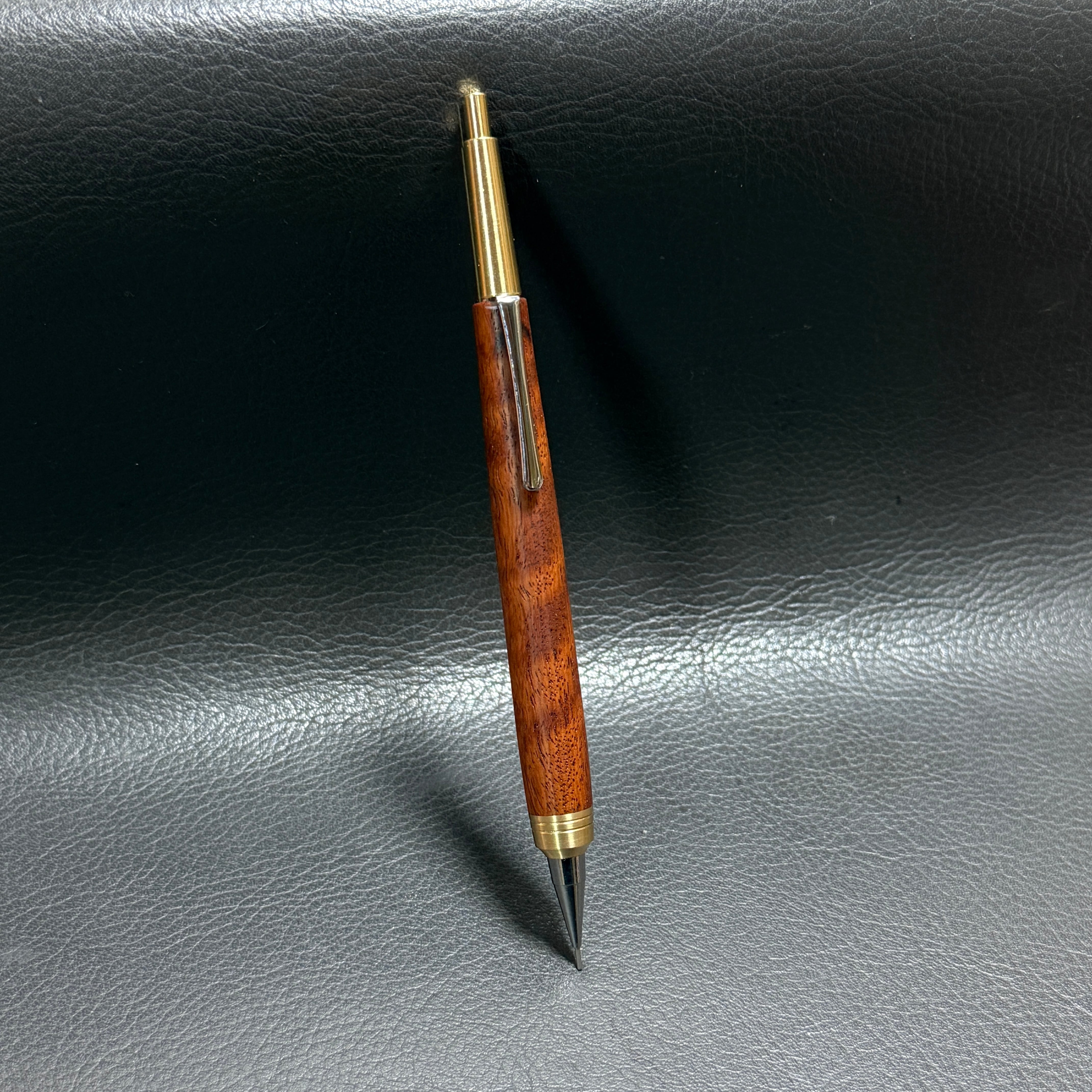 スプリームスタイル　ラウンドノブ　タイプA 本花梨　激虎杢　大人気 2026年最新】スプリームスタイルの人気アイテム - メルカリ