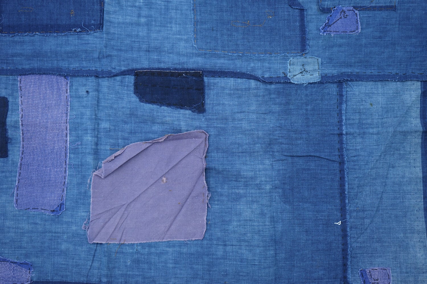 ぼろ布　古布　つぎあて　アンティーク　木綿 藍染木綿襤褸ボロ端布 081102 - 生活骨董と古布のアンティーク