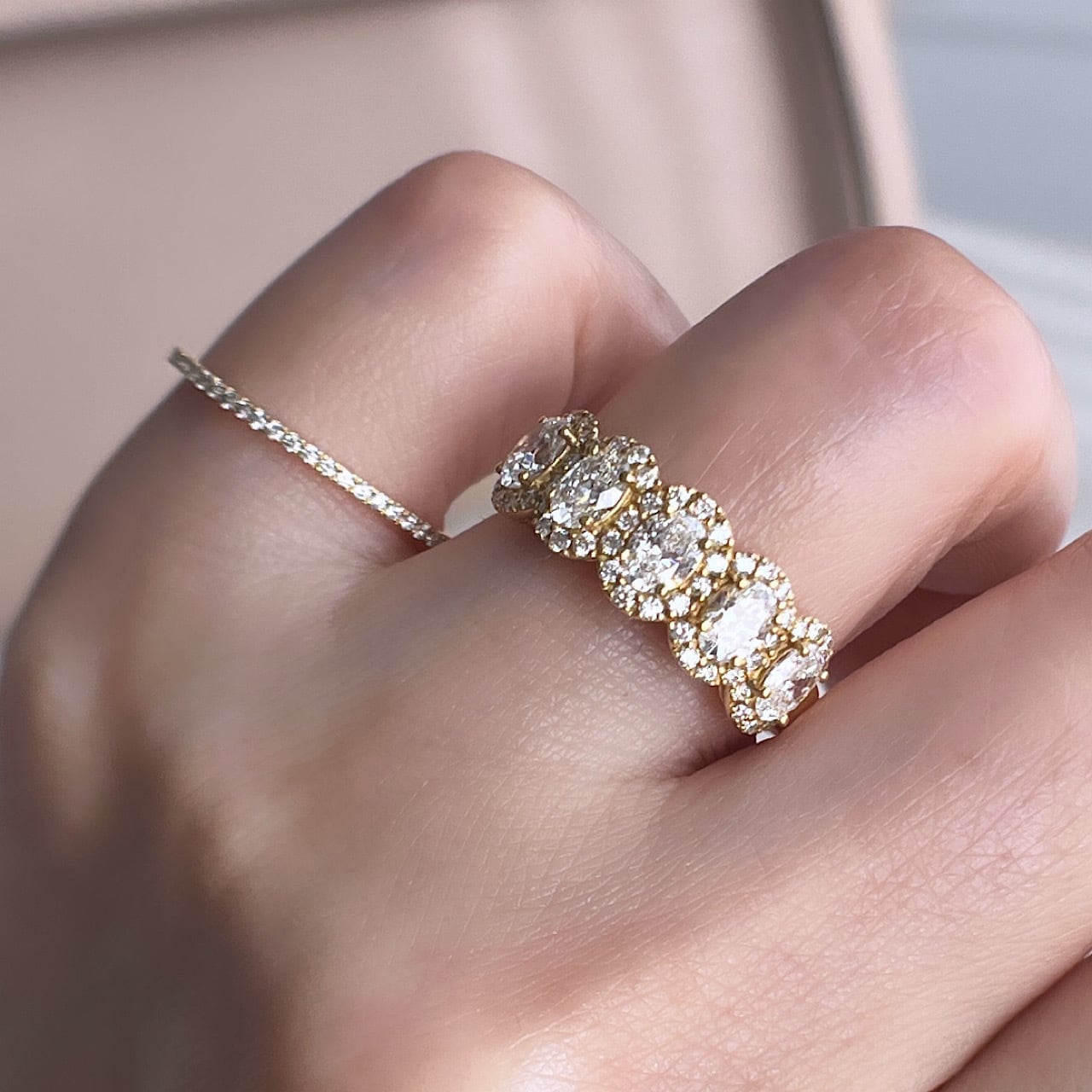 オーバルカット ダイヤモンド デザイン リング 1.00 ct K18イエロー