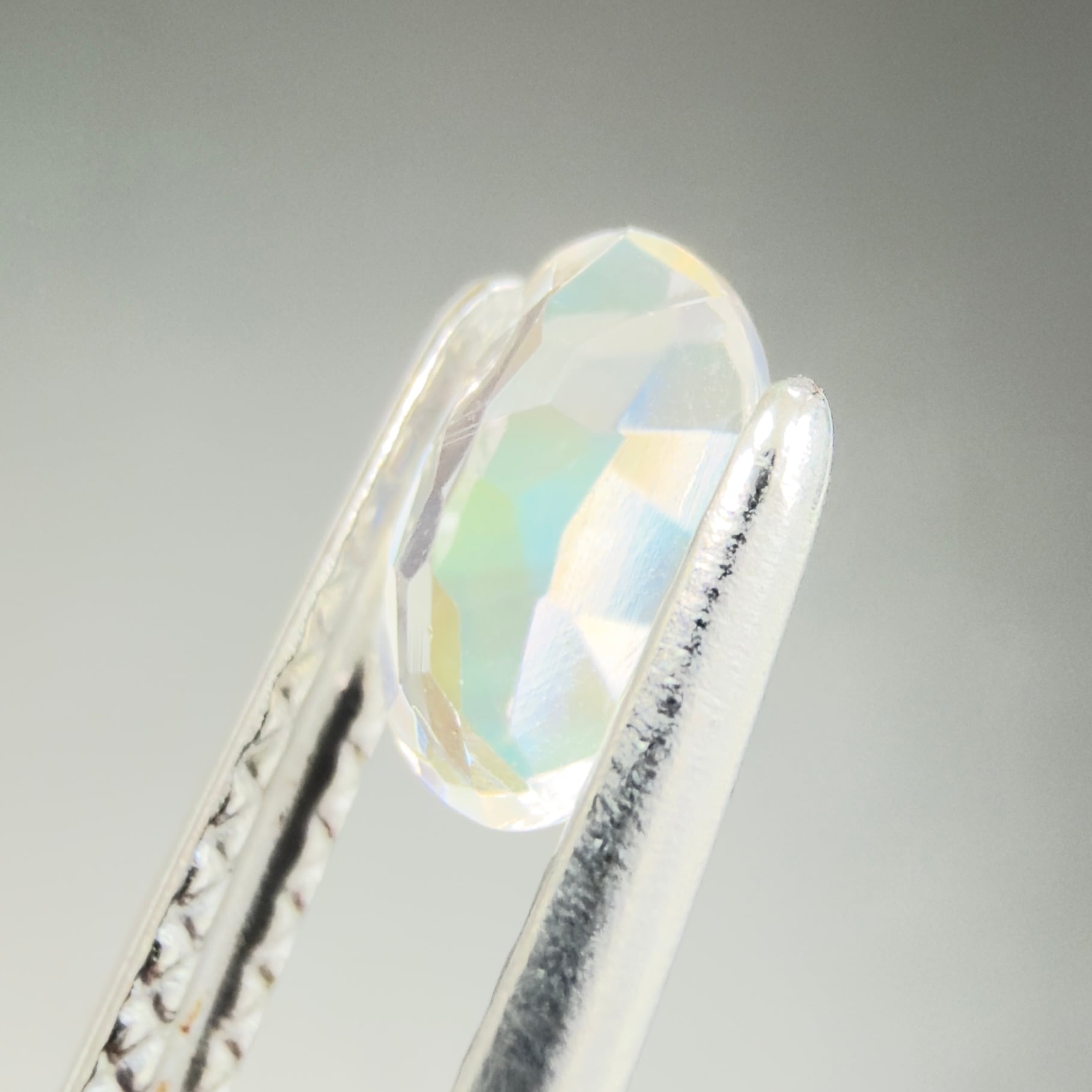 アンデシンラブラドライト】 ルース マダガスカル産 0.42ct | たから