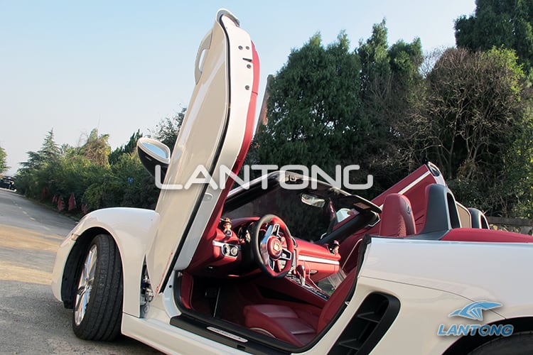 ポルシェ　乗り物 AIJYU TOYS（アイジュトイズ） 電動乗用ラジコン 電動乗用カー