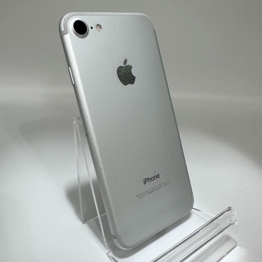 SIMフリー】iPhone7 32gb ◯判定 au