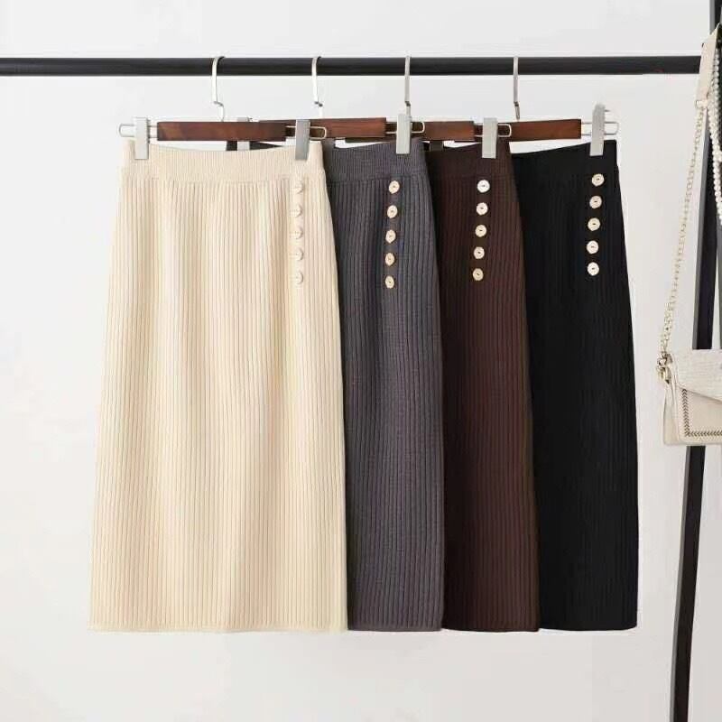 サイドボタンリブニットスカート