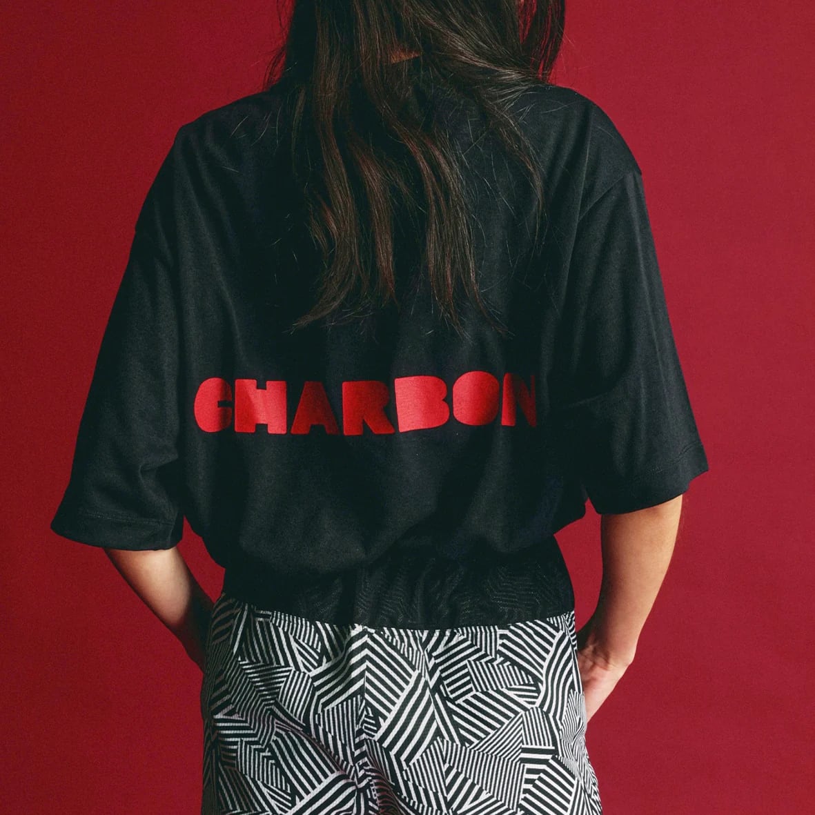 charbon / BACK LOGO DRY BIG T-SHIRTS BLACK RED（Black × Red） | 道