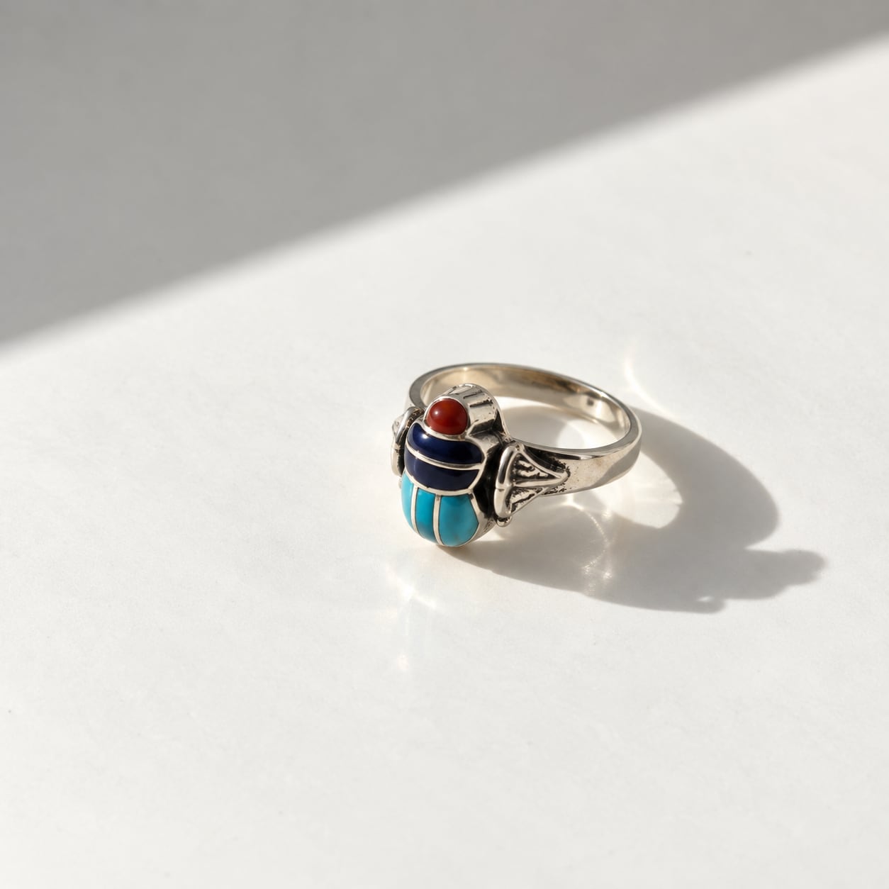 silver ring =スカラベ