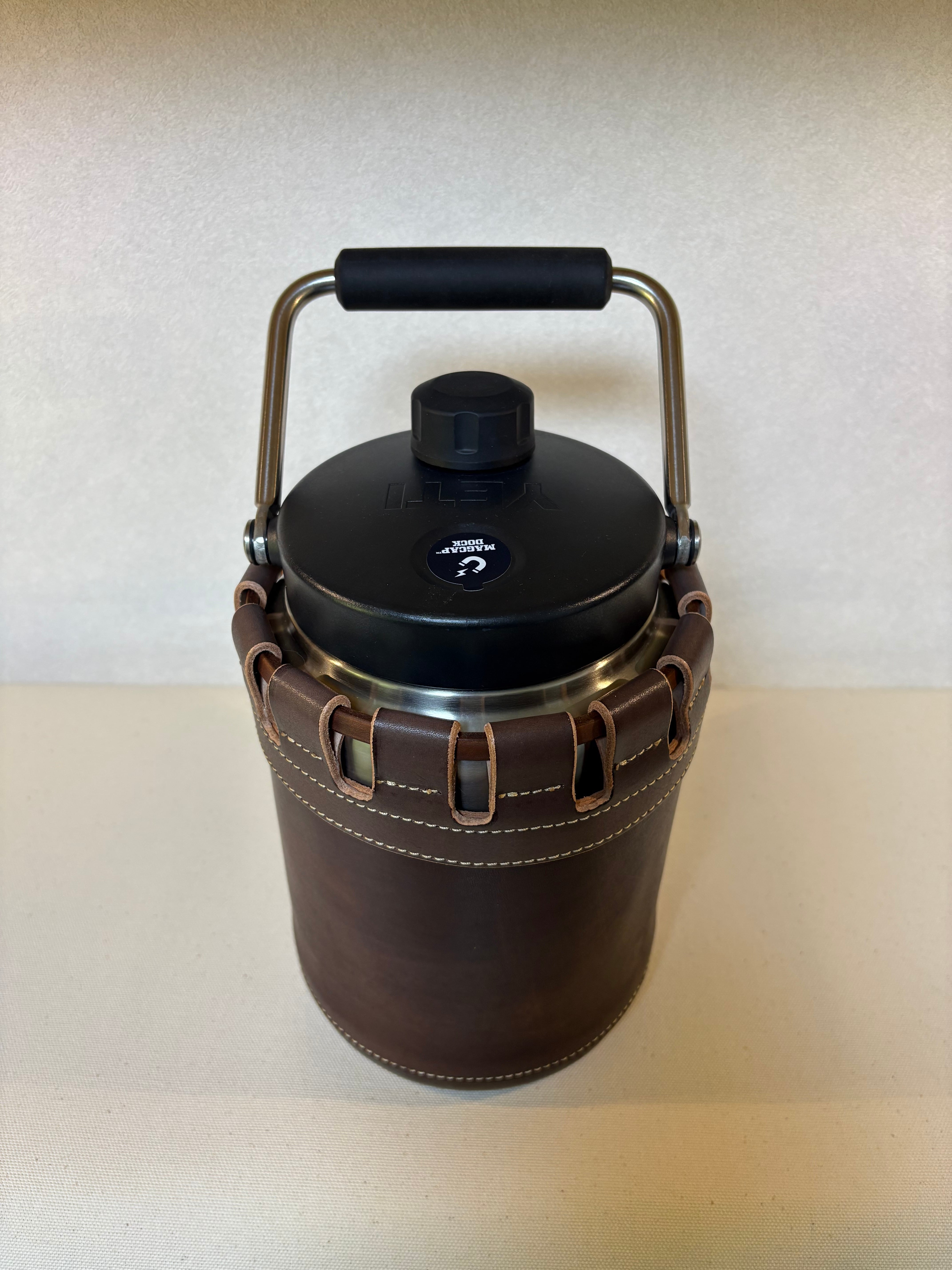イエティ ランブラーハーフガロンジャグ用　レザーカバー YETIハーフガロンジャグ レザーカバー（ダークブラウン） | shabbyclass8