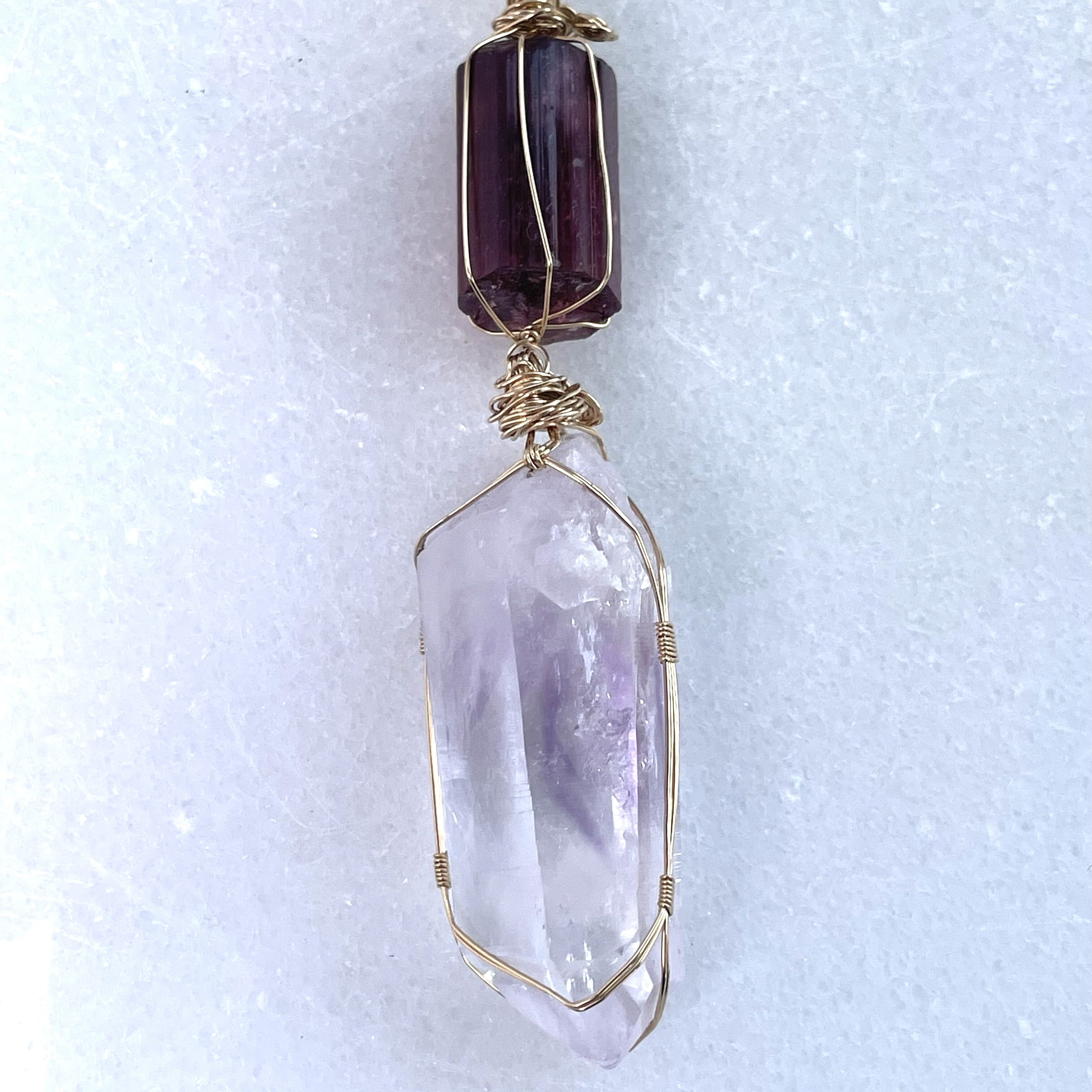 《ハート・エンチャント》 【愛の磁場を高め、望む現実を引き寄せる】 ピンクトルマリン＆ブランドバーグアメシスト　☆Temple Codes of Egypt — 神殿に刻まれた覚醒のコード☆ワイヤージュエリー