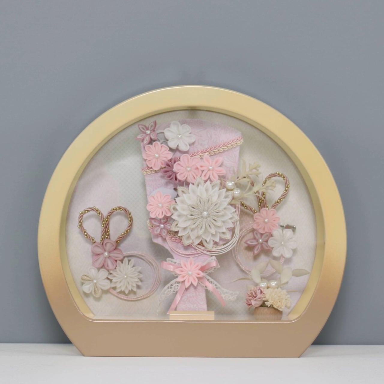 【桜春 つまみ 羽子板 7号】 羽子板飾り アクリルケース飾り 羽子板|木製|ドーム型|和モダン|コンパクト