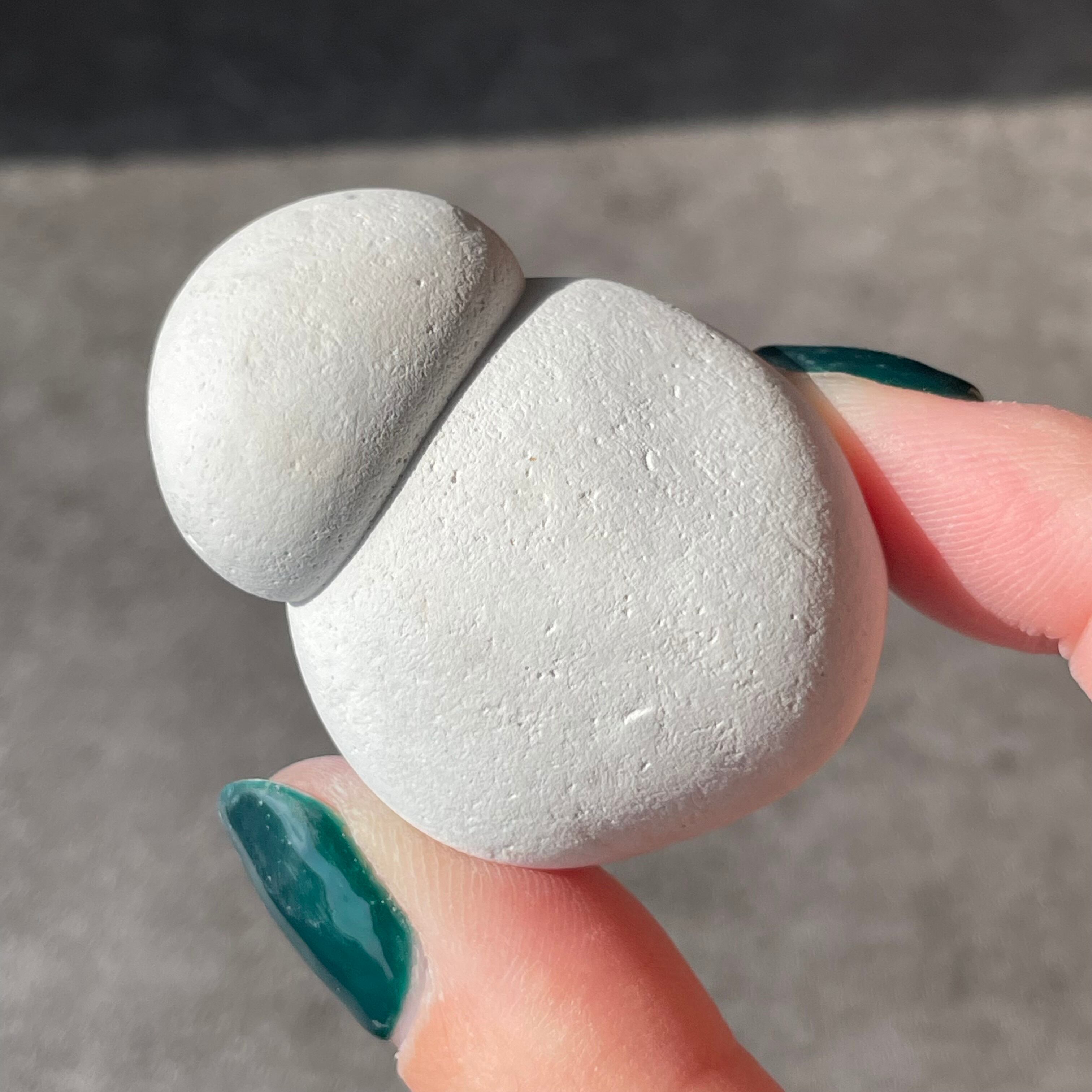Menilite メニライト|天然石 パワーストーン 鉱物 gem stone