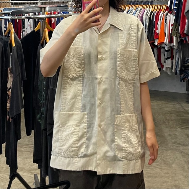 【キューバシャツ】