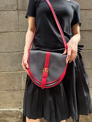 Yves Saint Laurent / Saddle Shoulder Bag (O)