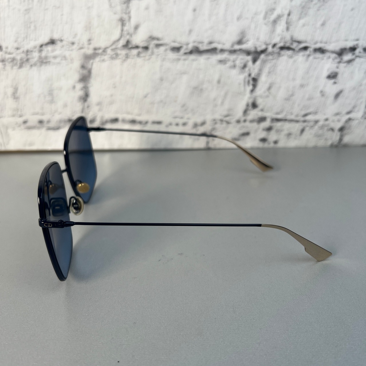 ディオール　DIOR  サングラス ブルー A-8870