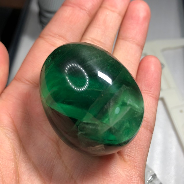 48 濃いグリーン フローライト卵