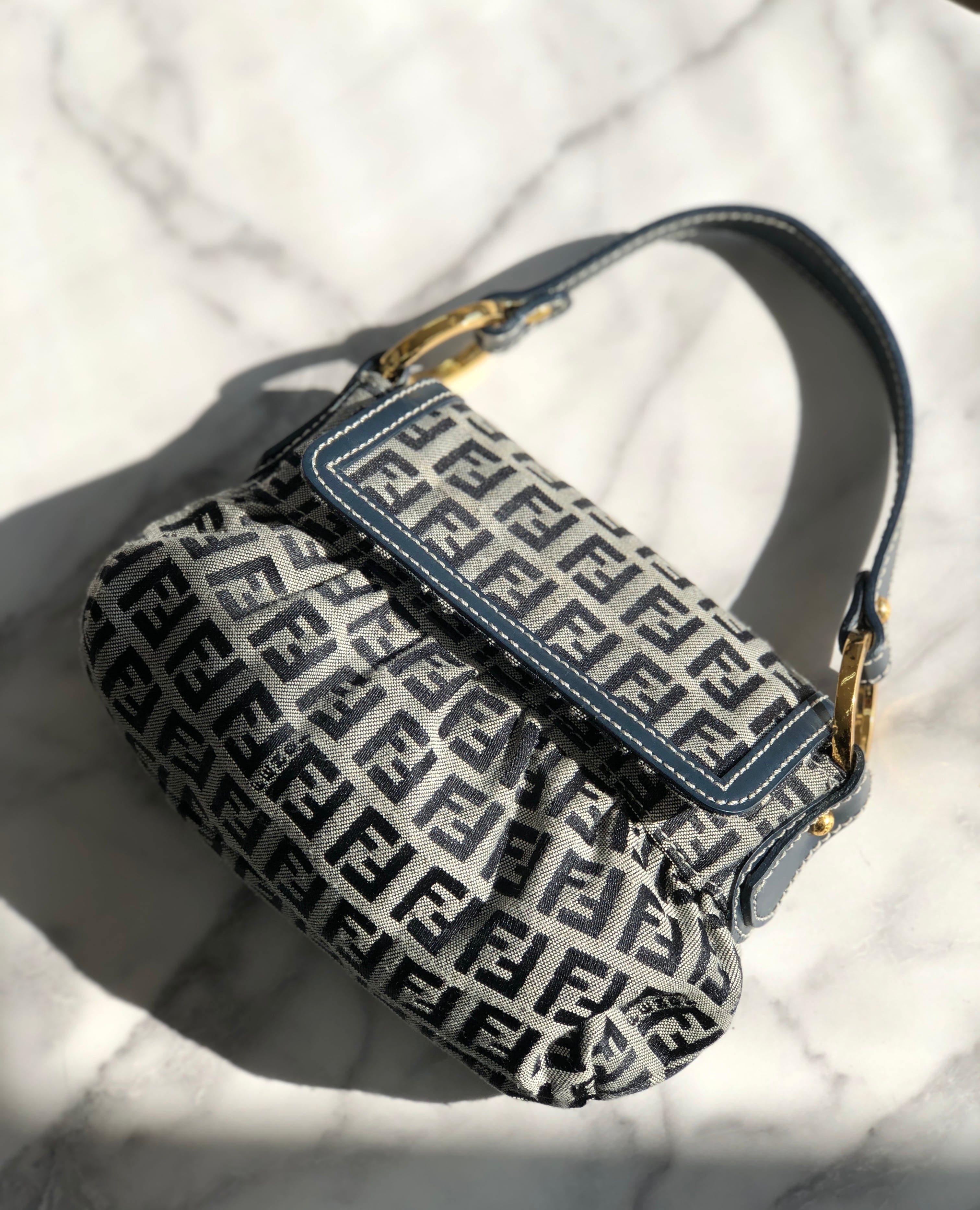 FENDI フェンディ ズッキーノ ジャガード×レザー ミニバッグ