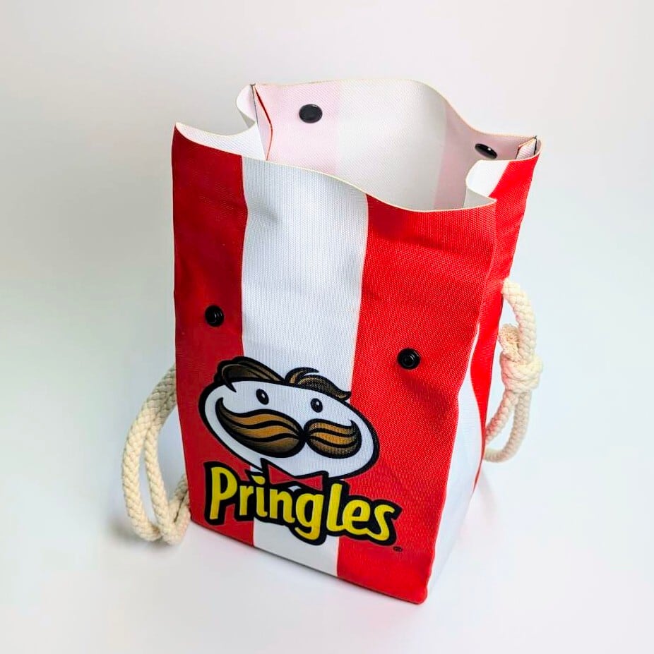 ♧ 再入荷!【 Pringles( プリングルズ )】ロープショルダーバッグ*パッケージ風 / Food Bag 〚アメリカン雑貨 アメトイ〛
