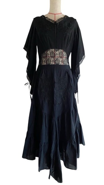 25SS】FUMIE TANAKA フミエタナカ / squaer lace OP / レース 25SS】FUMIE TANAKA フミエタナカ / squaer lace OP / レース