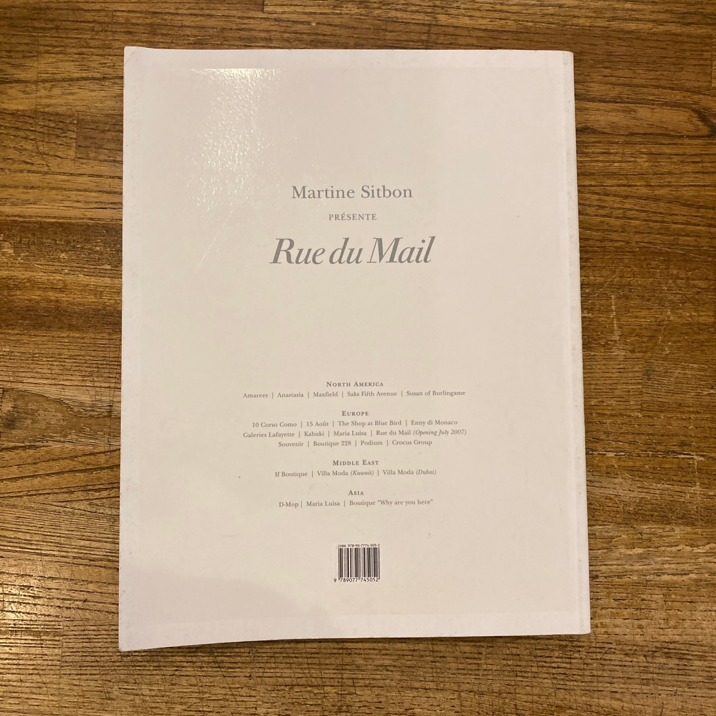 A MAGAZINE #5 CURATED BY MARTINE SITBON（マルティーヌ・シットボン
