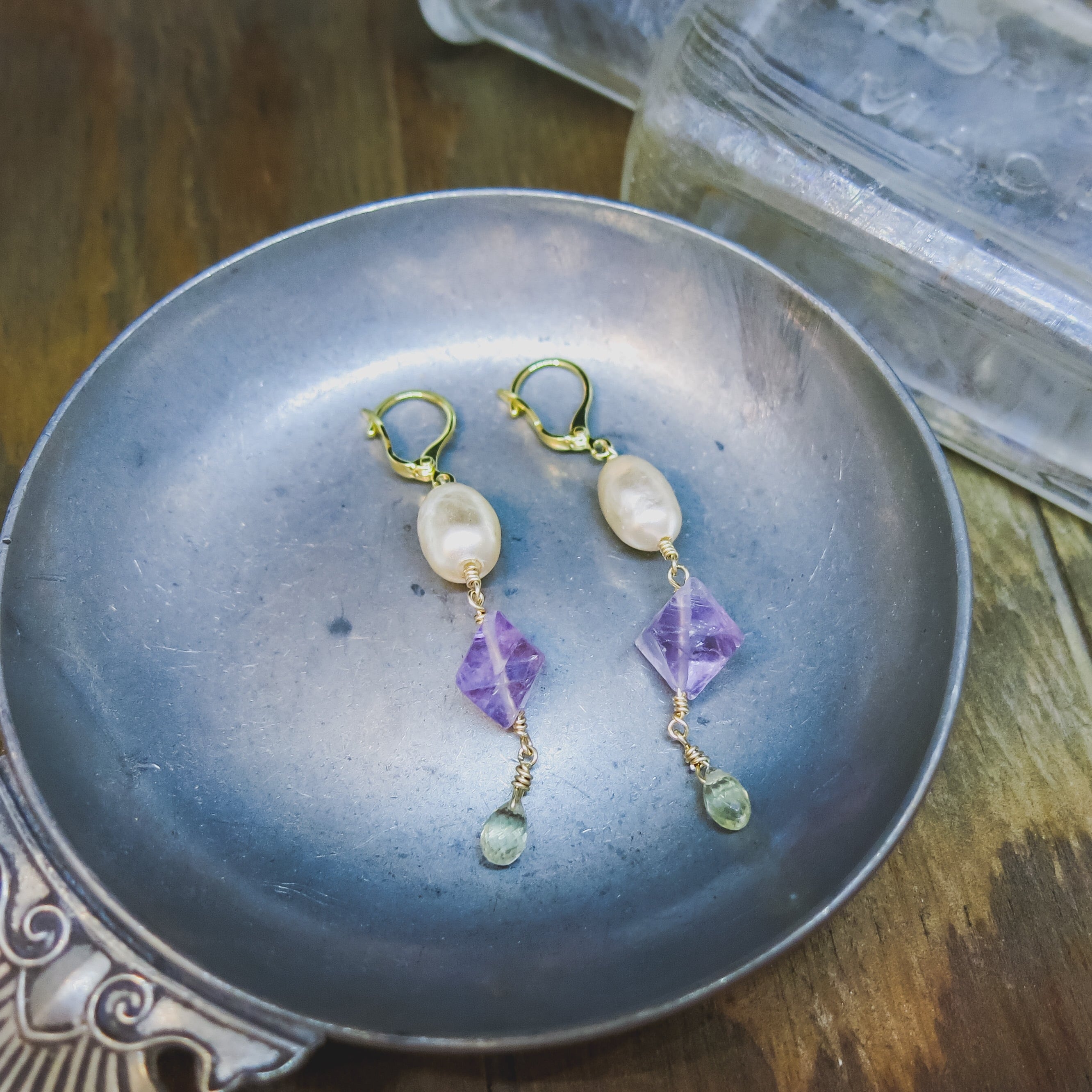 アンティークパーツ×8面体フローライト×レモンクォーツのピアス