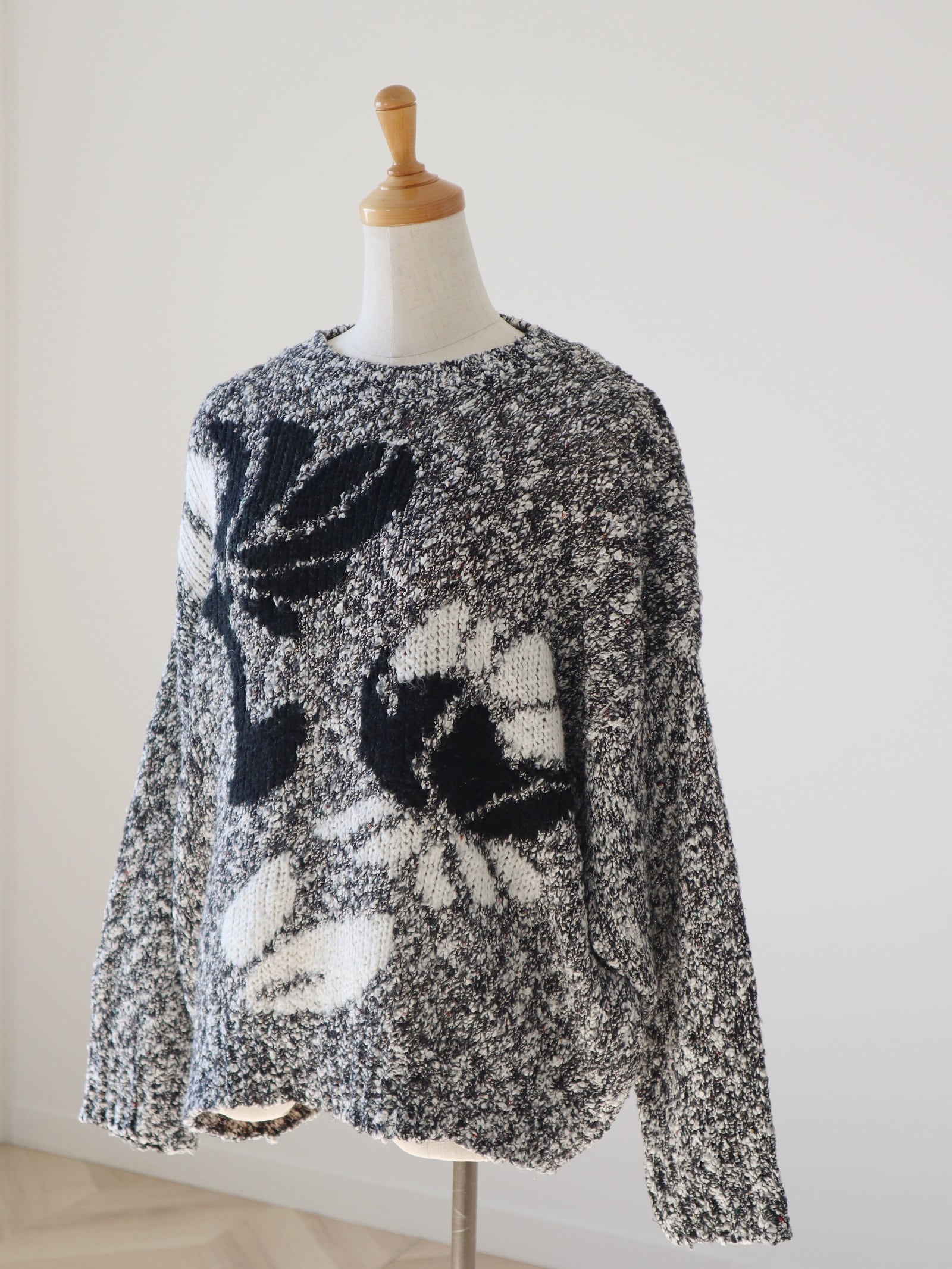 ●mix yarn jacquard sweater