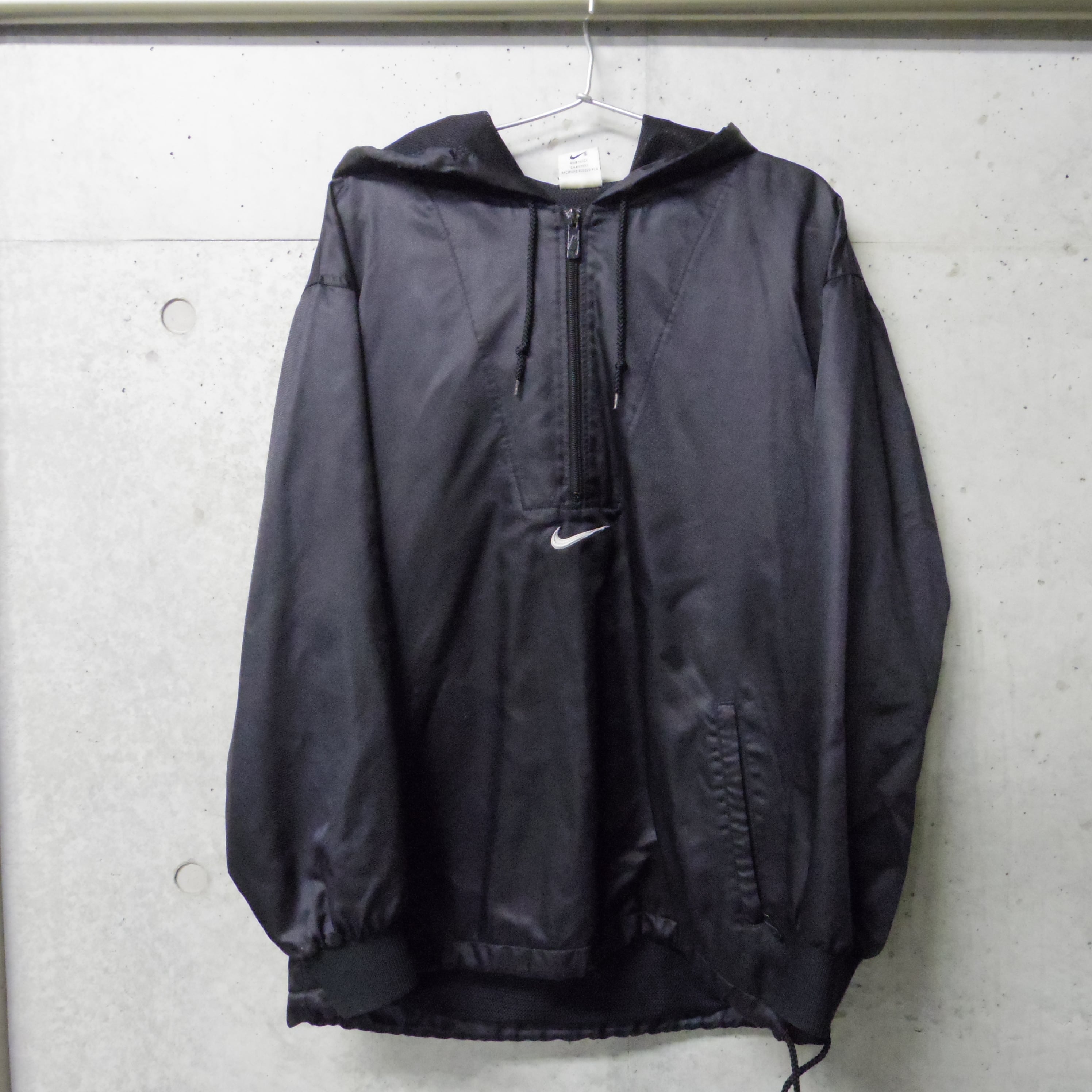 NIKE ナイロンパーカー