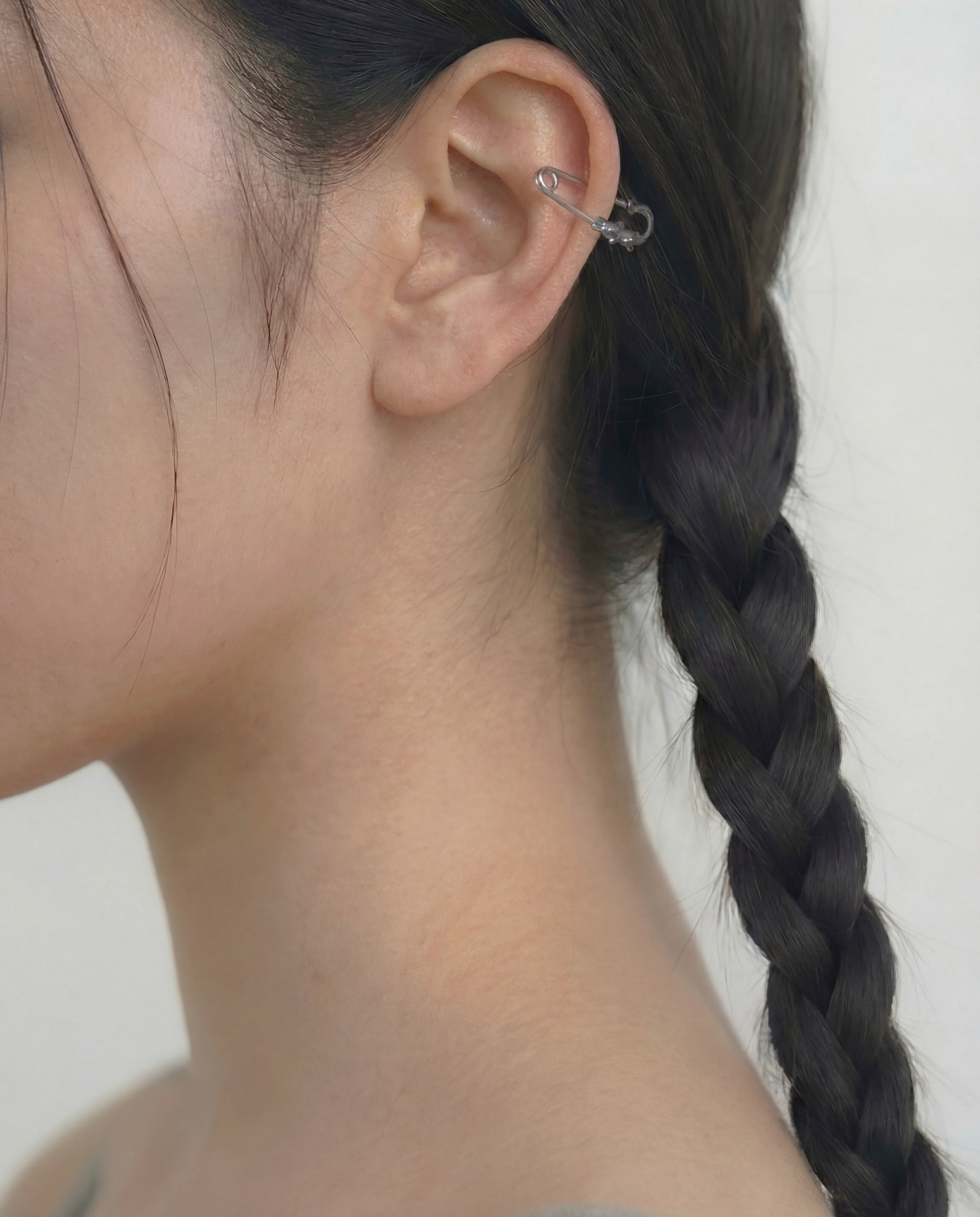 うさぎ pin earring ® SILVER925 16G 18G #LJ18002P うさぎ安全