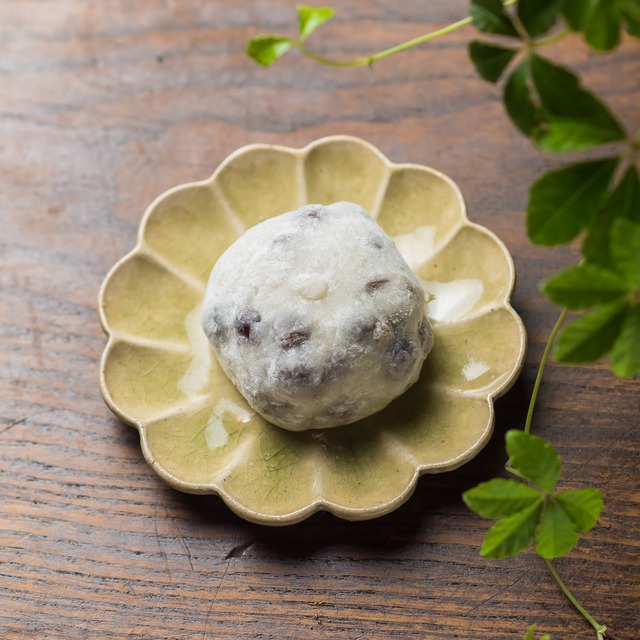 灰釉 輪花皿  小(銘々皿・小皿・醤油皿)/阿部 恵里