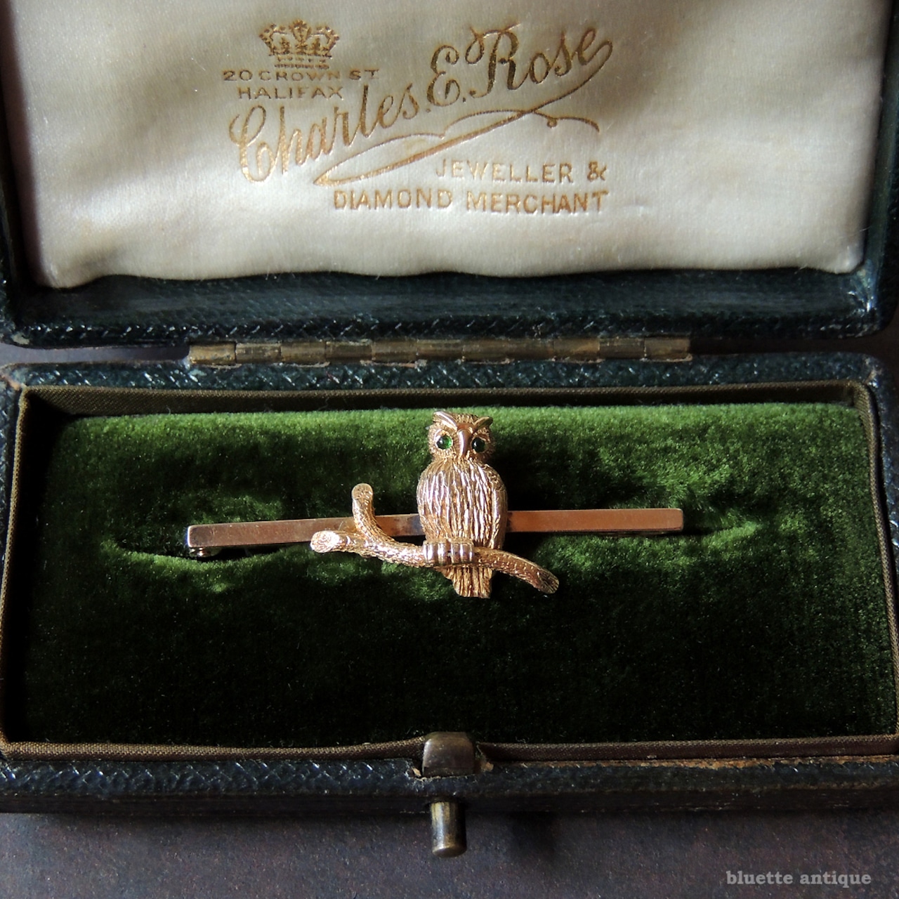 英国アンティークジュエリー 15ct・9ctゴールド フクロウ バーブローチ(鑑別書付)