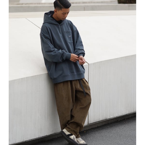 Front pocket design hoodie C4048