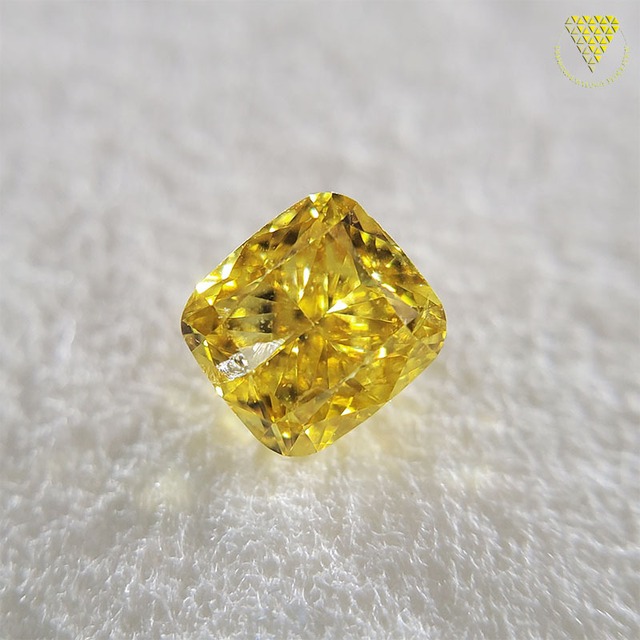 0.278 ct Fancy Vivid Yellow I1 CGL 天然 イエロー ダイヤモンド ルース クッション シェイプ