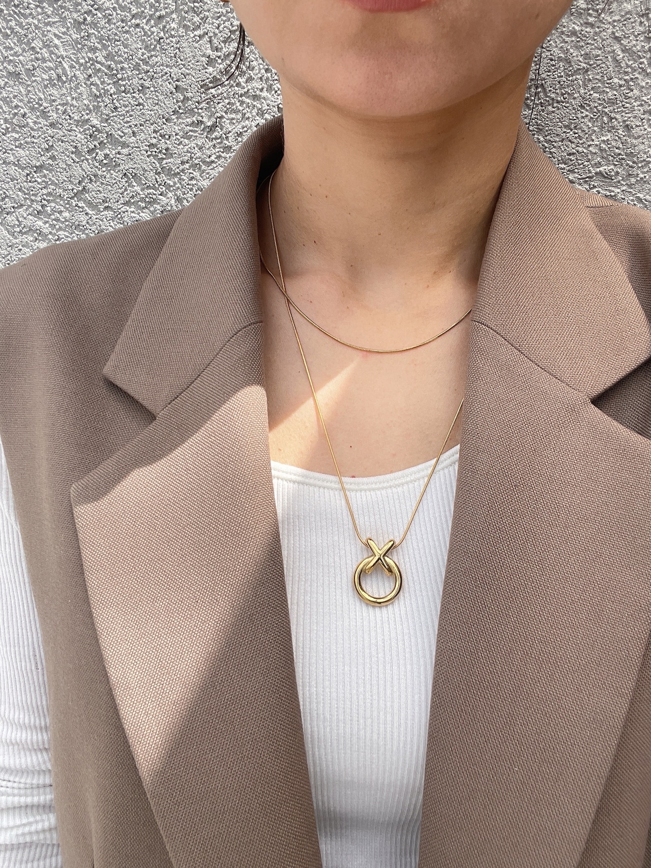 クロスオーバーネックレス