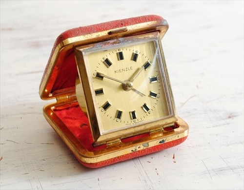 ドイツ製 ヴィンテージ KIENZLE 手巻き トラベル時計 キンツレー ユンハンス ゼンマイ式 アンティーク トラベルクロック ig0686