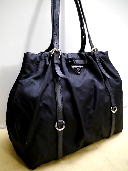 レア美品◆PRADA プラダ リボン ギャザーデザイン ナイロンｘレザー切替 ショルダー トート バッグ 黒◆ リボンが可愛らしい超レアモデル♪