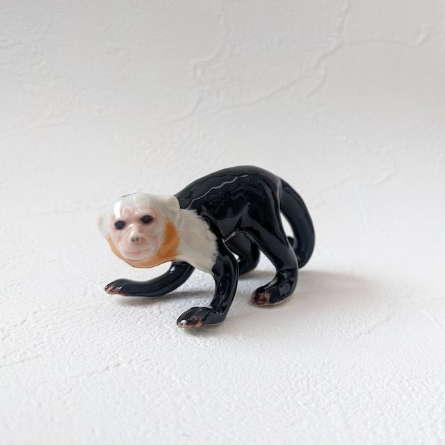 【ミニチュア陶器】 Capuchin monkey~stand~