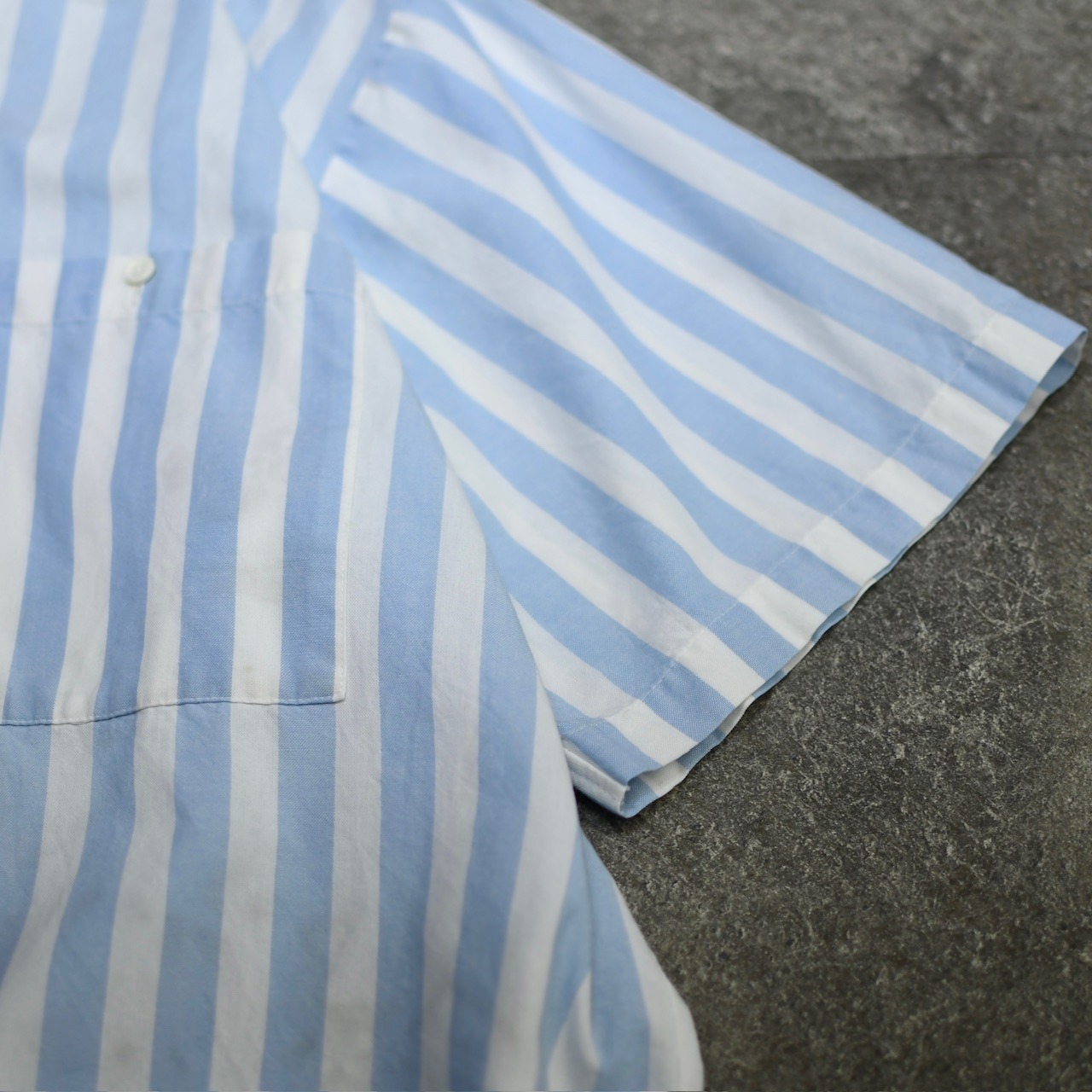 double pocket stripe open collar shirt