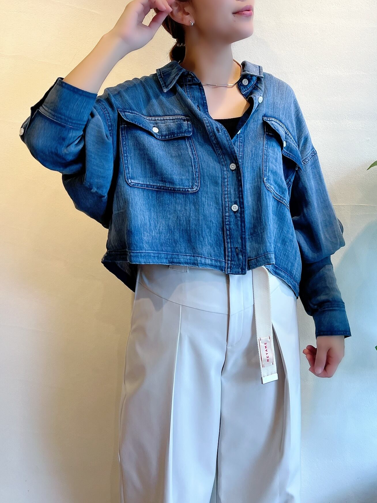 NAVY再入荷】Dignite collier / シアーデニムショートシャツ | anouk