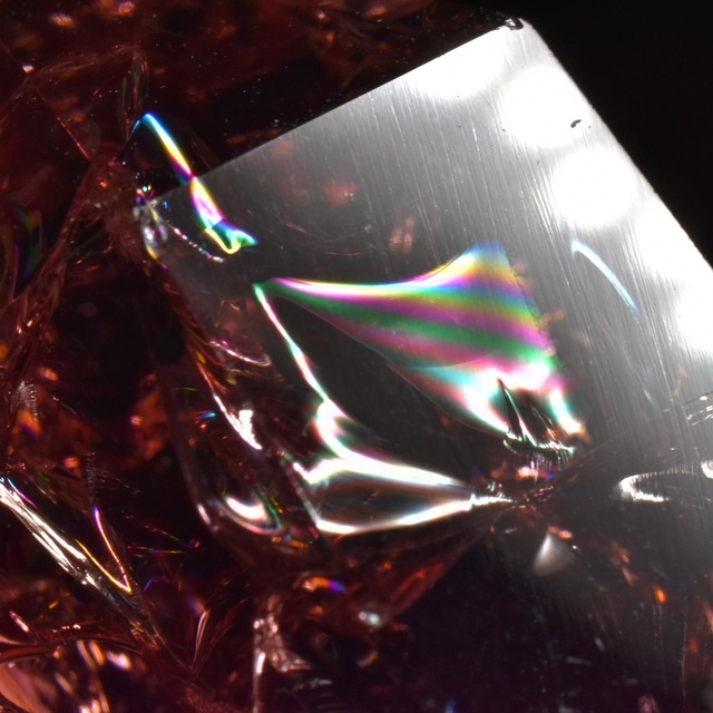 シエラネバダ産 アンダラクリスタル ポイント 虹色に煌めく ダスティピンク