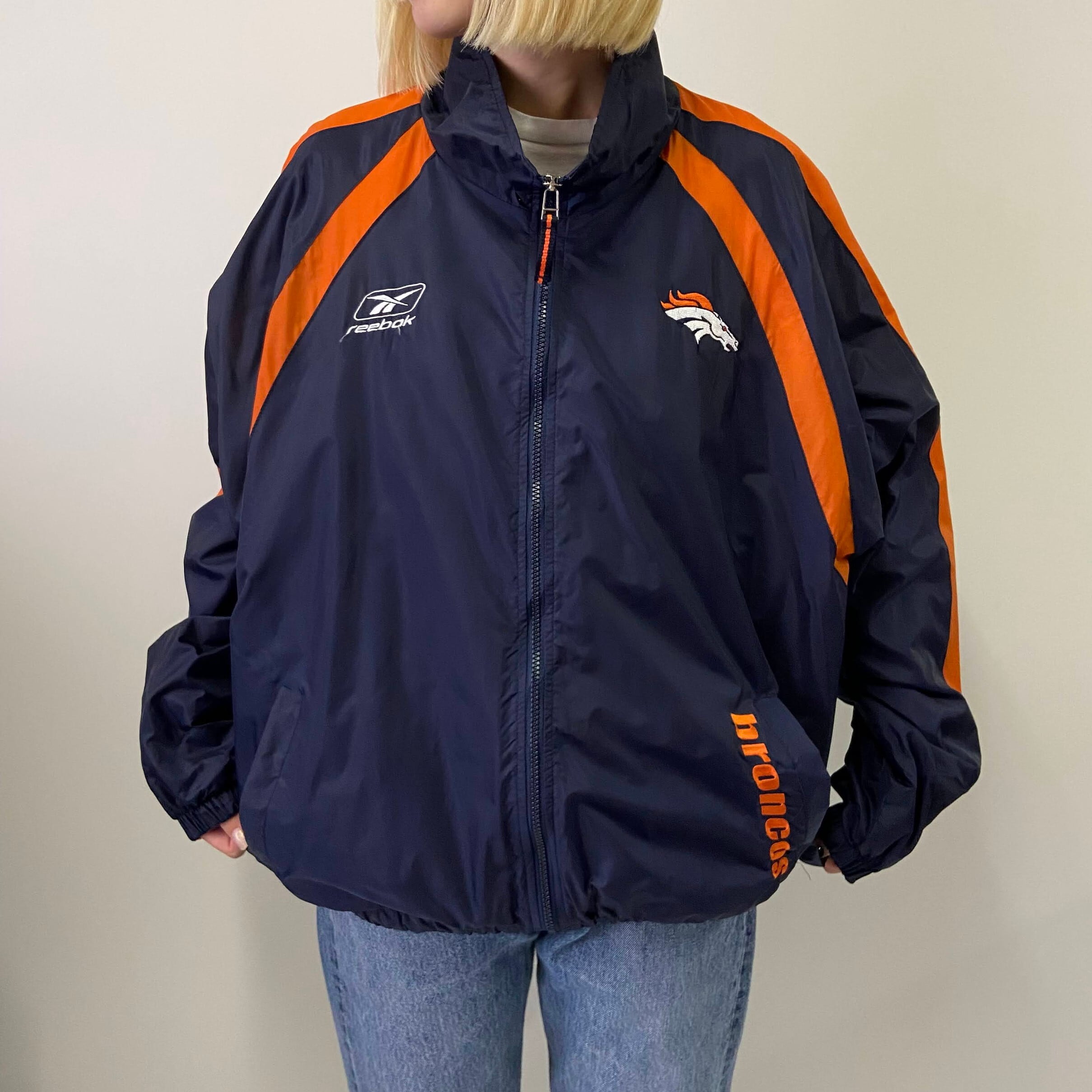 Reebok リーボック Nfl デンバー ブロンコス Broncos チームロゴ刺繍 ナイロンジャケット メンズl 古着 ネイビー オレンジ 紺 ナイロンジャケット Cave 古着屋 公式 古着通販サイト