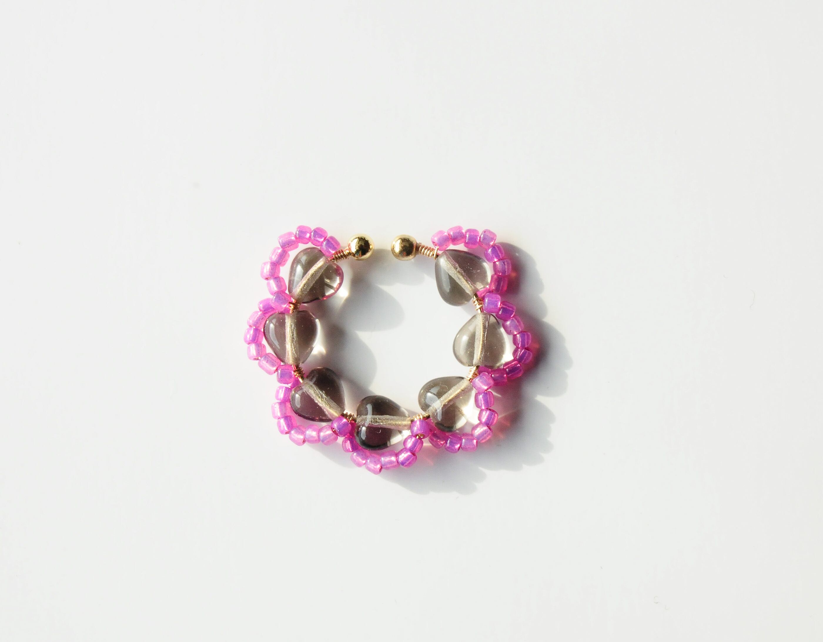 <Rollo~イロヅクビジュー~>イヤーカフ『 Gray Heart × Pink 』