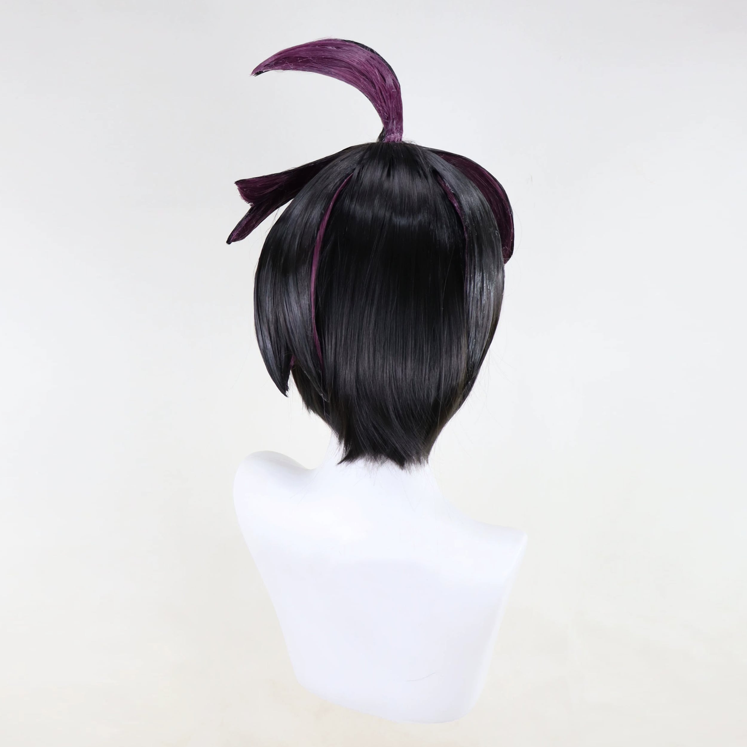 コスプレ耐熱ウィッグ オーダー キャラクター造形ウィッグ ブラック