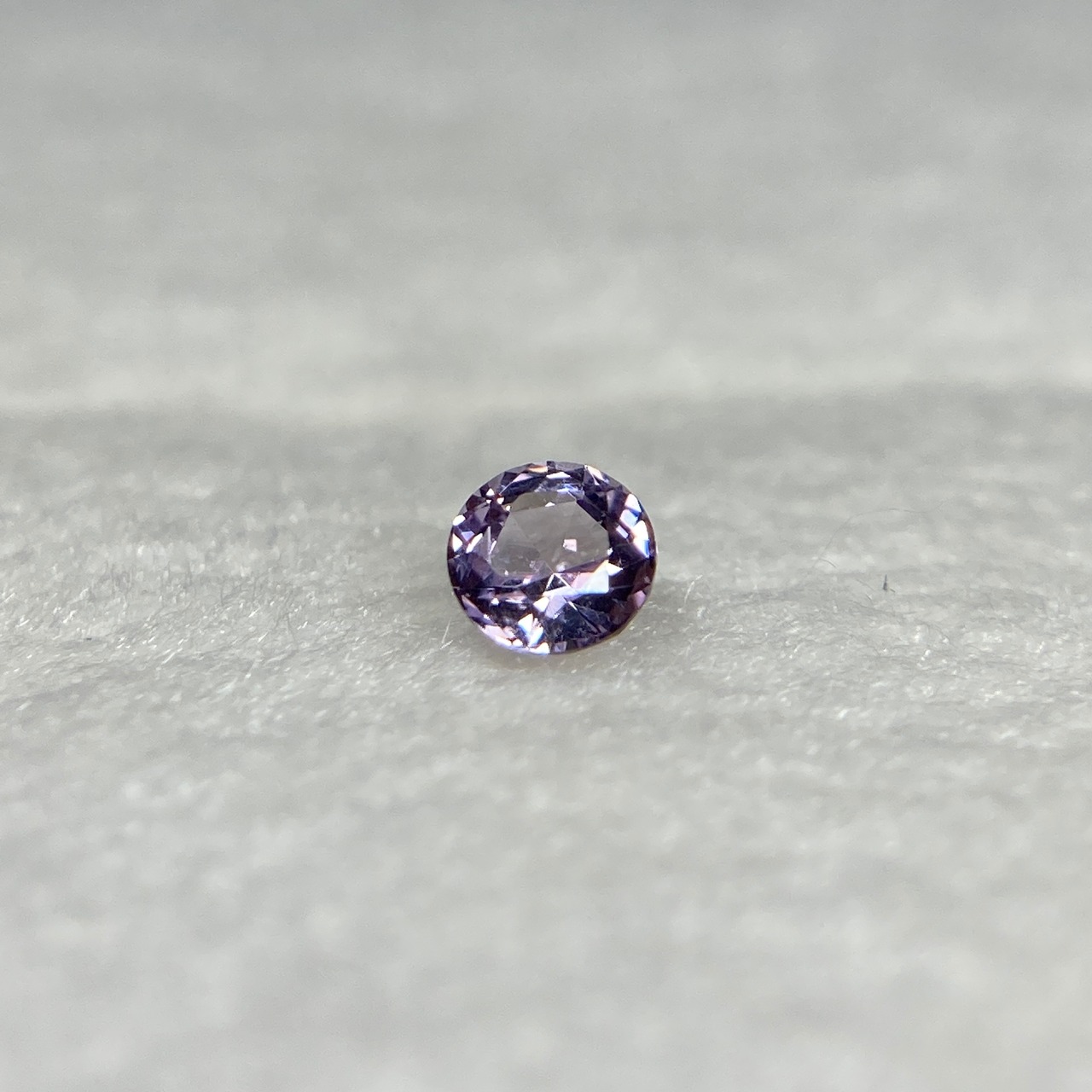 ローズカットサファイア 薄紫系 約2.9mm r-0137